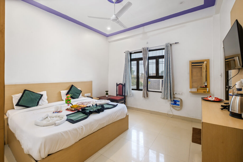 Kanak Kuteer Ayodhya Hotel Room 2